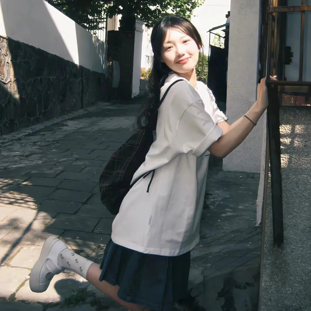 黑白姊妹